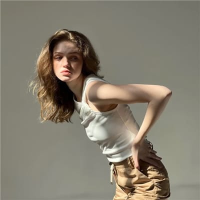 Bea Zobel's avatar